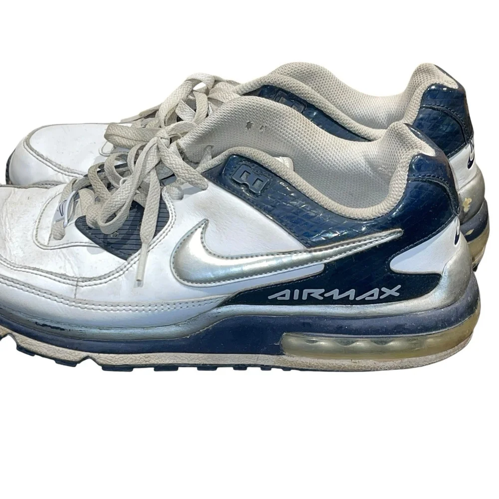 Retro Vtg Nike AirMax 2010 Mens Size 10.5 White Grey Silver Blue Gymcore READ